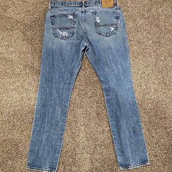 Distressed Blue Denim Jeans - Picture 3 of 4
